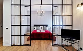 Chiclife Florentin - Downtown Apartment
